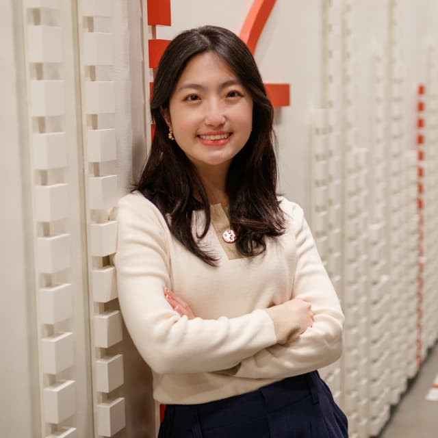 headshot of Su Min Lee